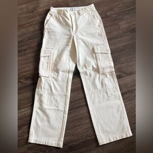 Aritzia Cream Cargo Pants